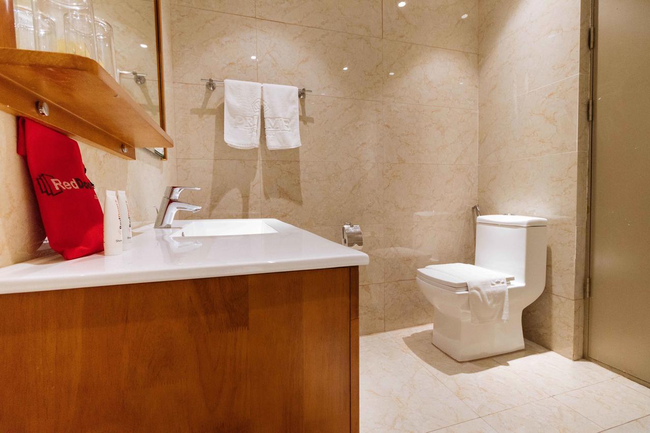 Reddoorz Premium @ South Triangle Quezon City Exteriör bild