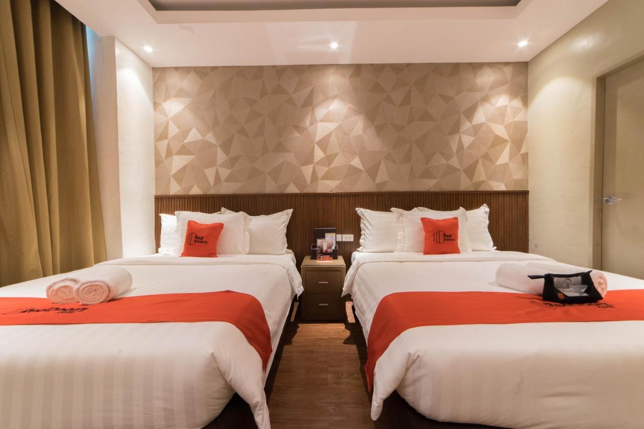 Reddoorz Premium @ South Triangle Quezon City Exteriör bild