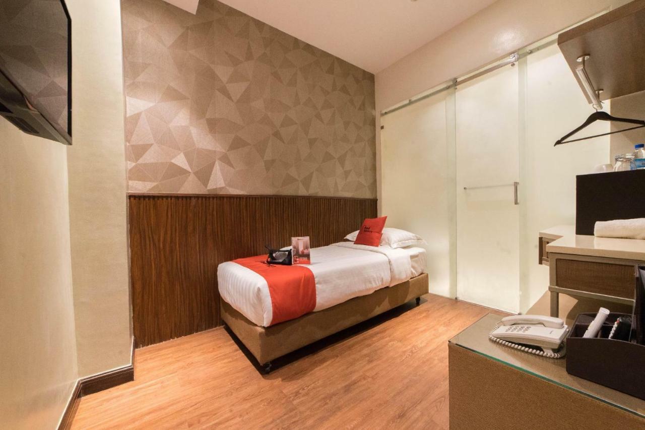 Reddoorz Premium @ South Triangle Quezon City Exteriör bild